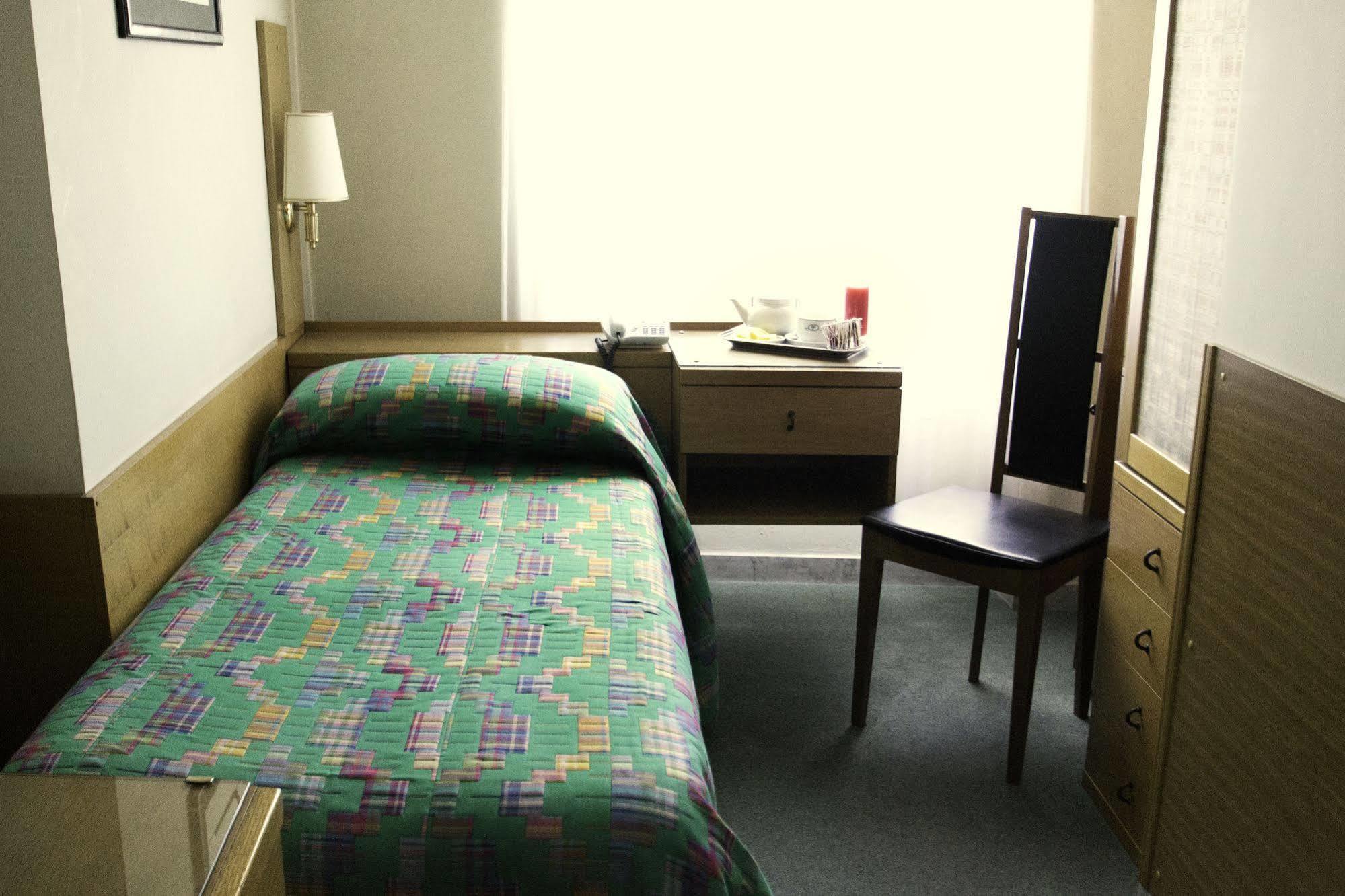 York Hotel Рим Экстерьер фото